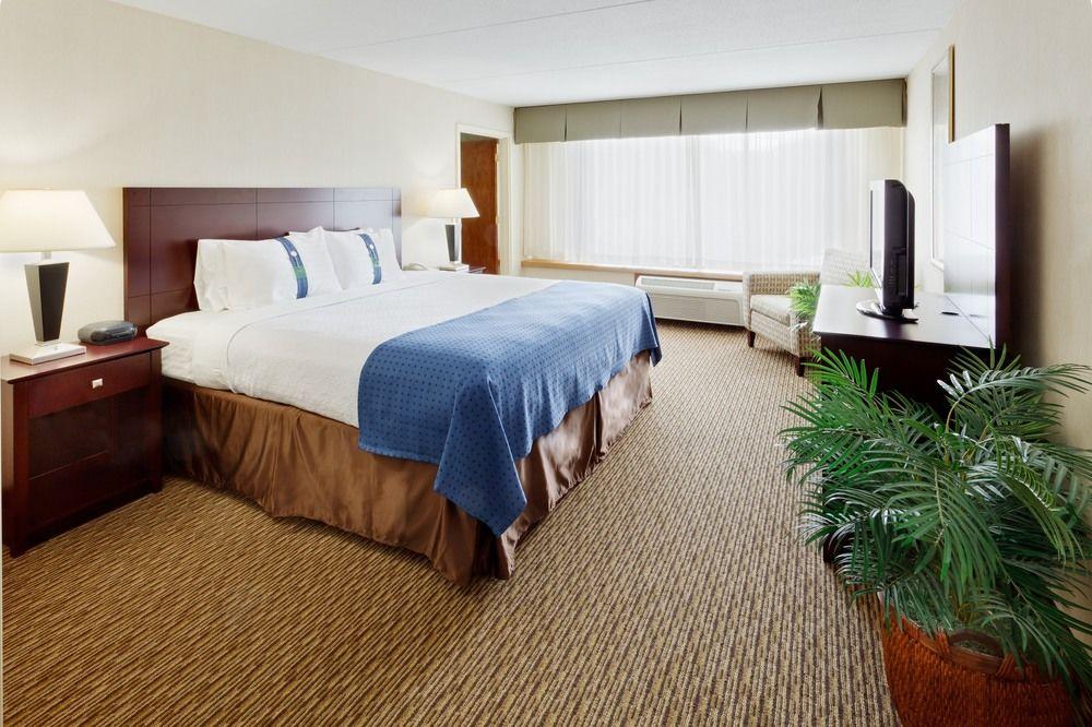 Fairfield Inn & Suites Springfield Enfield Buitenkant foto